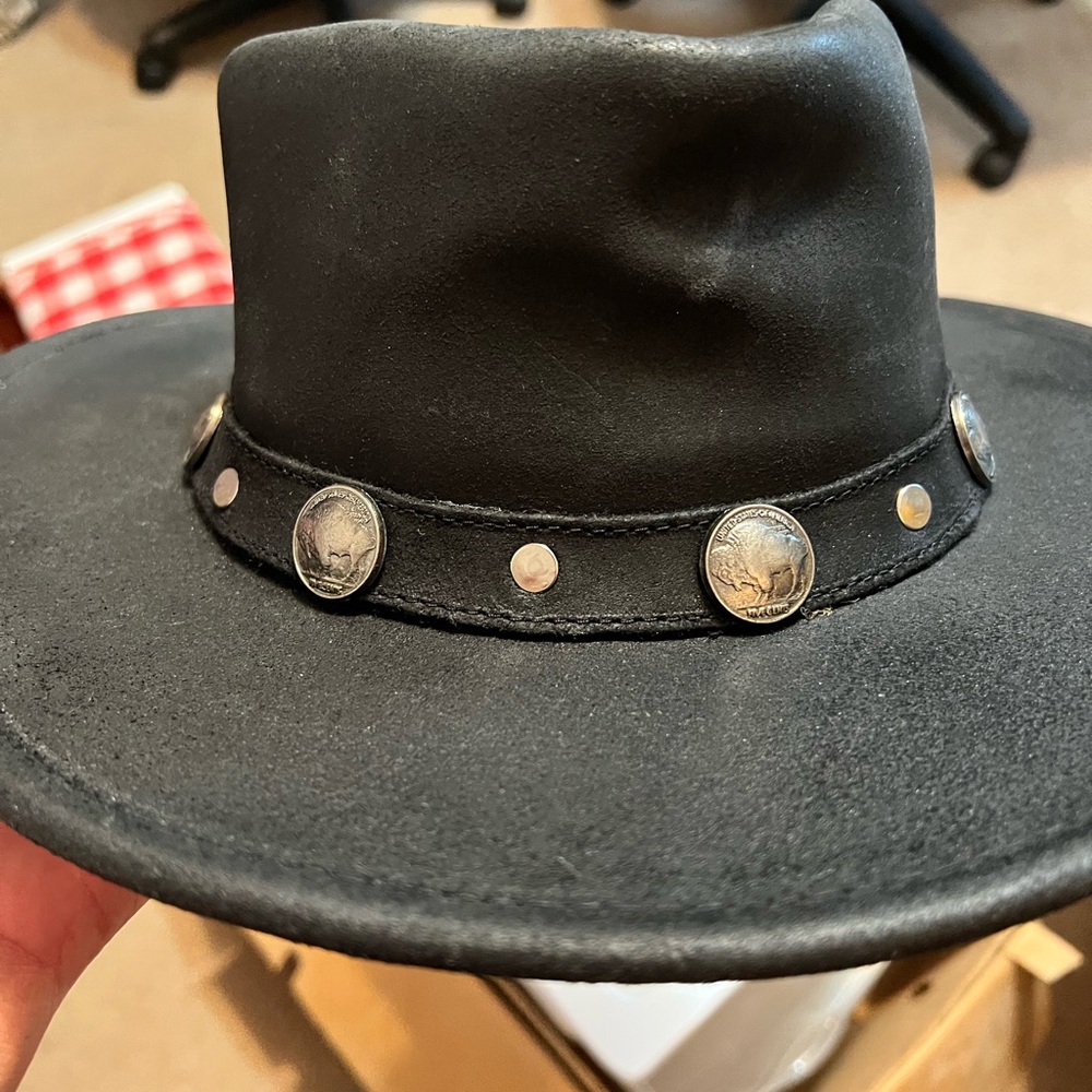 Minnetonka hat